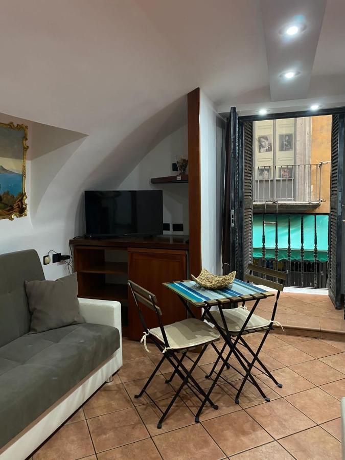 Home In Love: Balconcino Spaccanapoli Exteriör bild