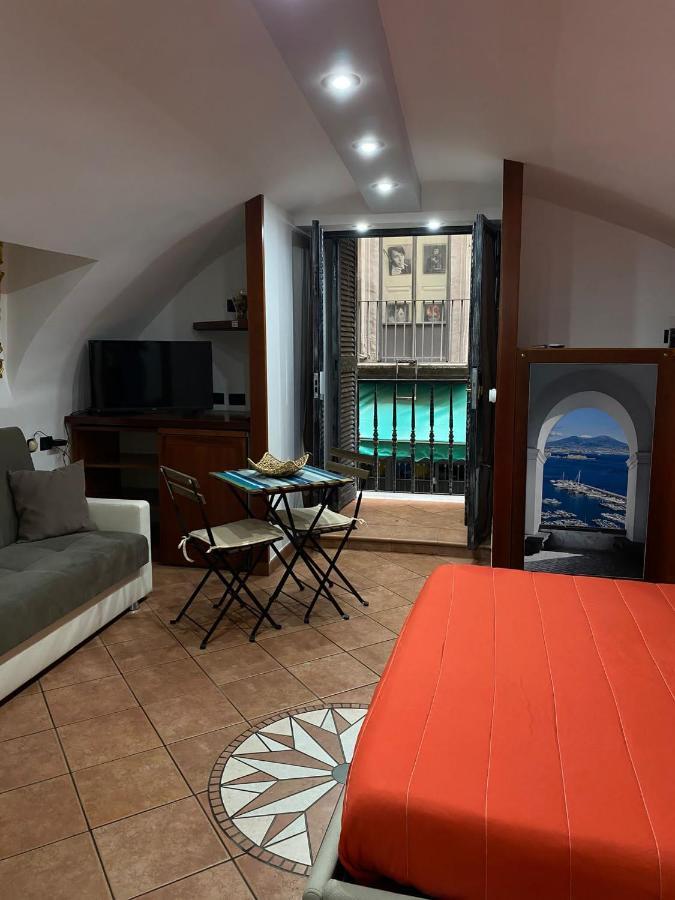 Home In Love: Balconcino Spaccanapoli Exteriör bild