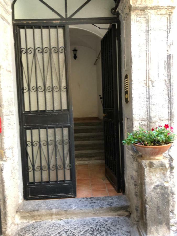 Home In Love: Balconcino Spaccanapoli Exteriör bild